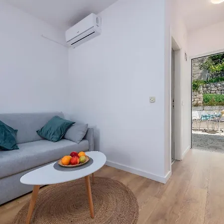 Studio-apartment Mit Meerblick